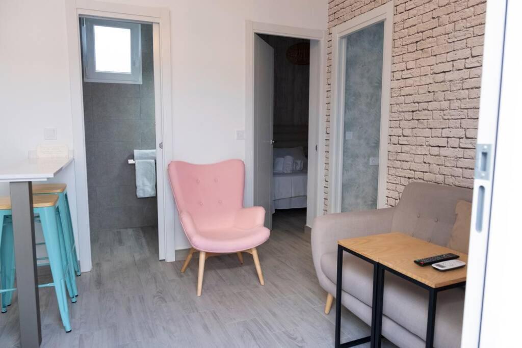 Magnifico Apartamento En Los Remedios Севилья Экстерьер фото