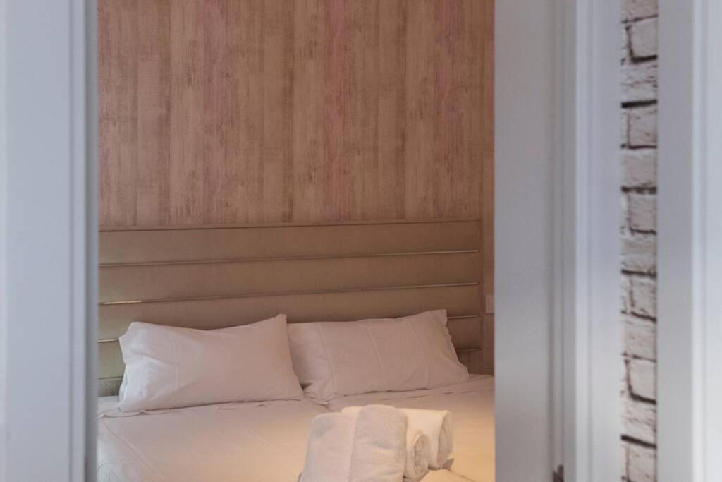 Magnifico Apartamento En Los Remedios Севилья Экстерьер фото